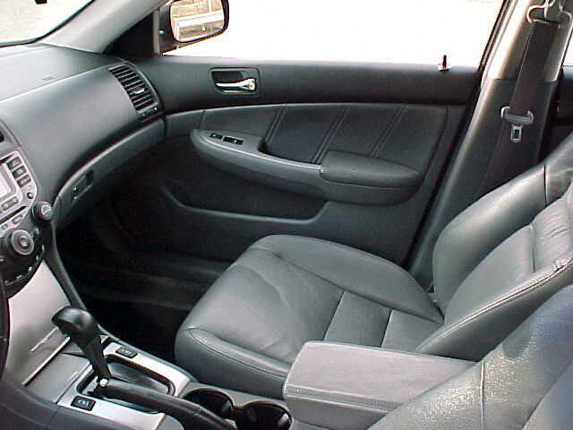 Photo of 2007 Burgundy Honda Accord