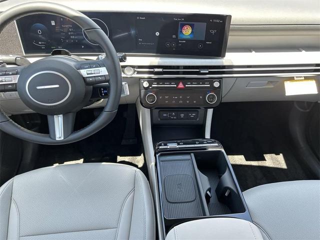 Photo of 2025 Cashmere Hyundai TUCSON Hybrid