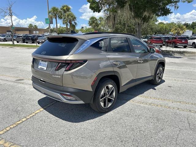 Photo of 2025 Cashmere Hyundai TUCSON Hybrid