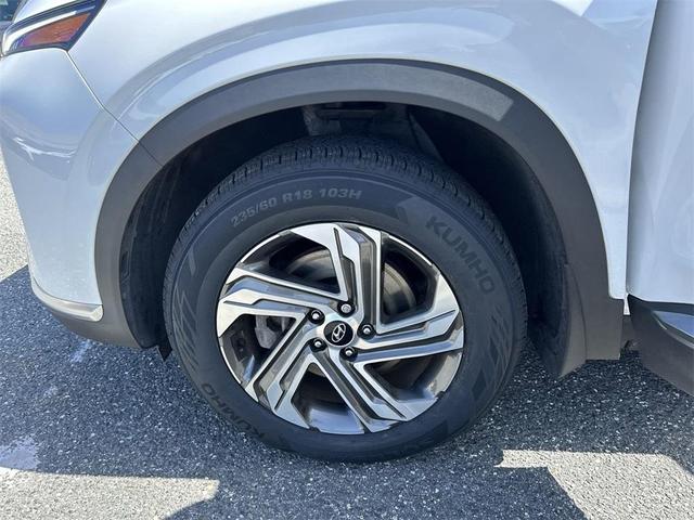 Photo of 2022 Quartz White Hyundai SANTA FE
