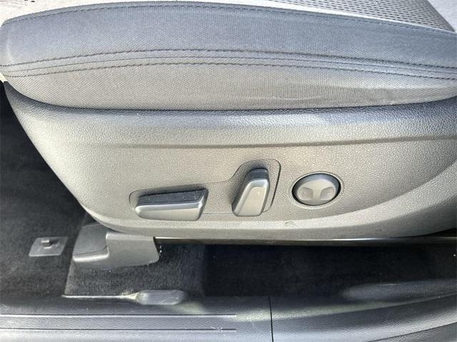 Photo of 2022 Quartz White Hyundai SANTA FE