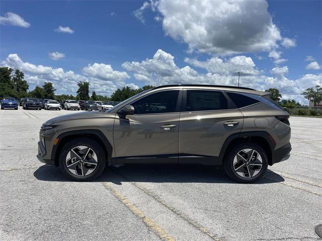 Photo of 2025 Cashmere Hyundai TUCSON Hybrid