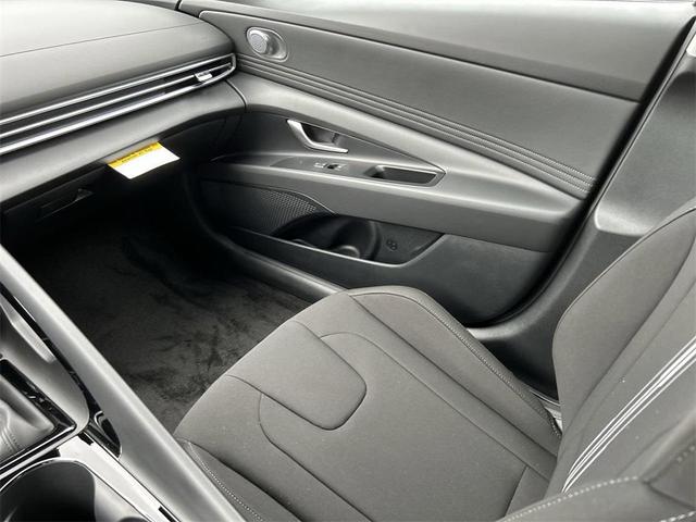 Photo of 2025 Red Hyundai ELANTRA