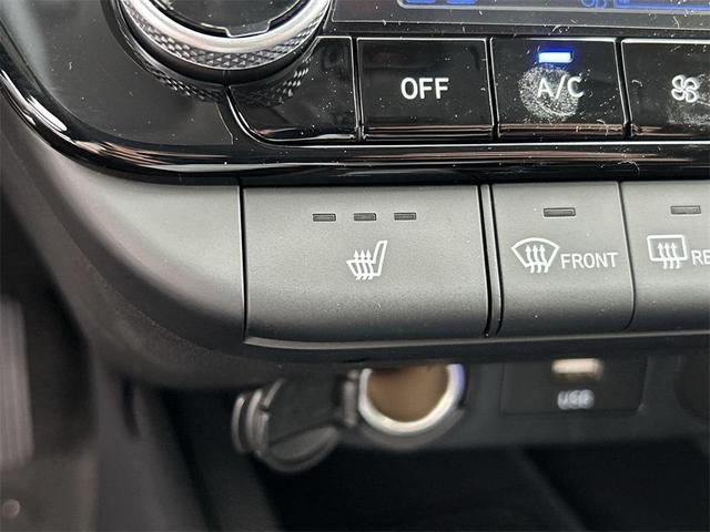 Photo of 2025 Red Hyundai ELANTRA