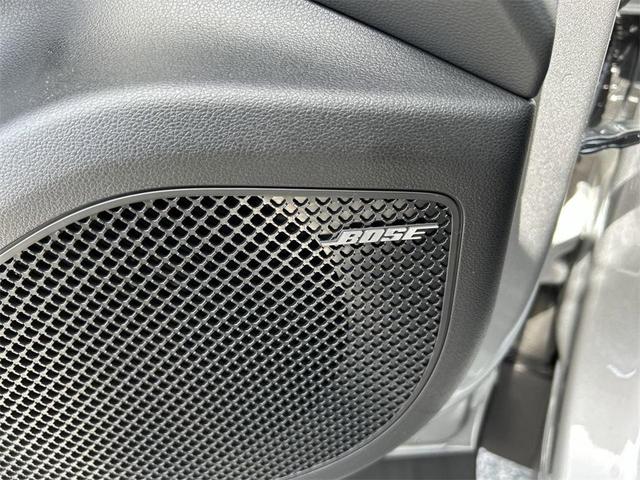 Photo of 2025 Shimmering Silver Hyundai TUCSON Hybrid