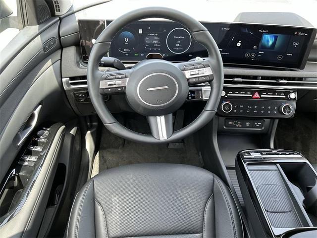 Photo of 2025 Shimmering Silver Hyundai TUCSON Hybrid