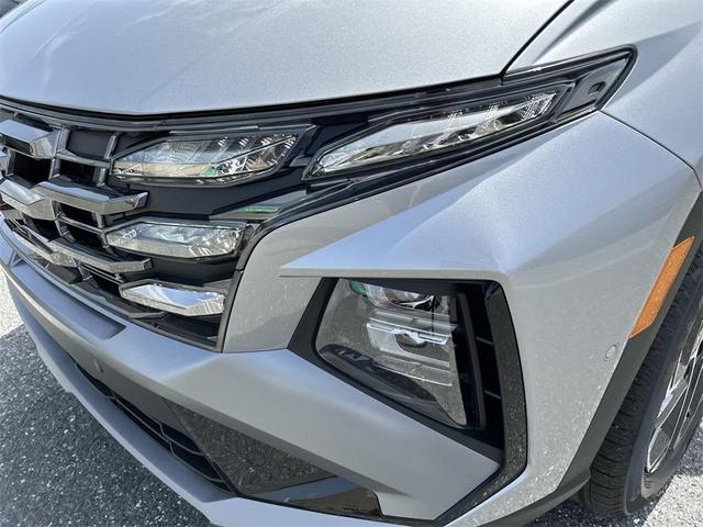 Photo of 2025 Shimmering Silver Hyundai TUCSON Hybrid