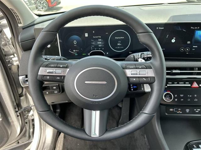 Photo of 2025 Shimmering Silver Hyundai TUCSON Hybrid