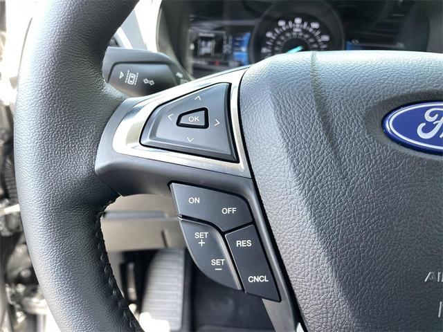 Photo of 2022 Carbonized Gray Metallic Ford Edge