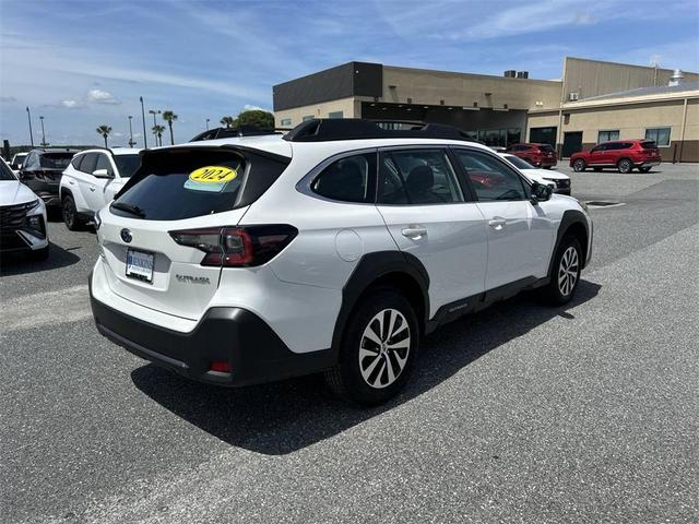 Photo of 2024 Crystal White Pearl Subaru Outback