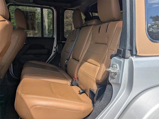 Photo of 2022 Silver Zynith Clearcoat Jeep Wrangler Unlimited 4xe