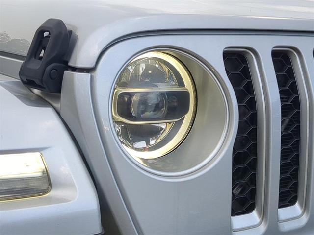Photo of 2022 Silver Zynith Clearcoat Jeep Wrangler Unlimited 4xe