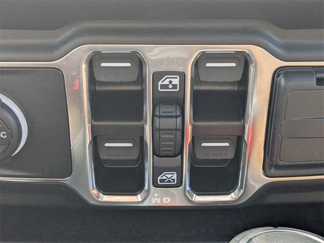 Photo of 2022 Silver Zynith Clearcoat Jeep Wrangler Unlimited 4xe