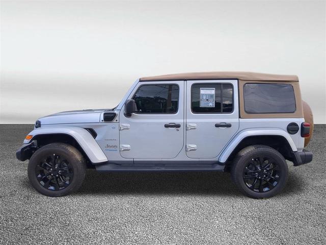 Photo of 2022 Silver Zynith Clearcoat Jeep Wrangler Unlimited 4xe