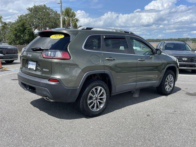 Photo of 2021 Olive Green Pearlcoat Jeep Cherokee
