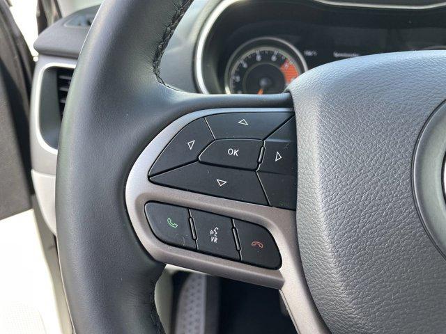 Photo of 2021 Olive Green Pearlcoat Jeep Cherokee