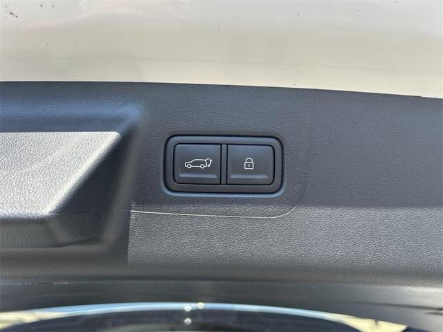 Photo of 2026 White Hyundai SANTA FE