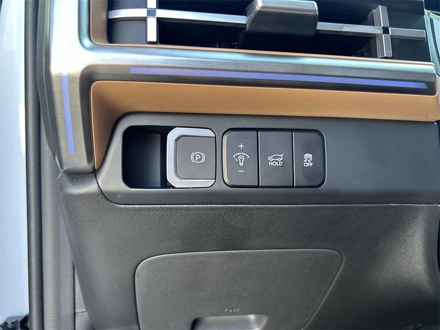 Photo of 2026 White Hyundai SANTA FE