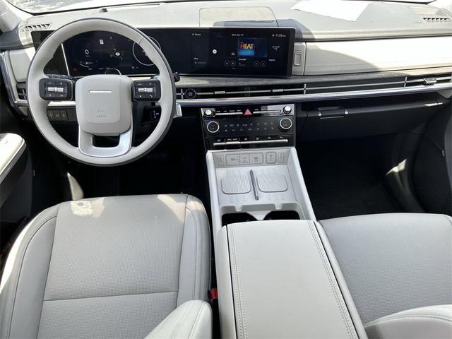 Photo of 2025 White Hyundai SANTA FE HEV