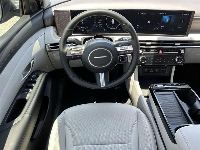 Photo of 2025 Cashmere Hyundai TUCSON Hybrid