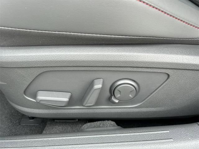 Photo of 2025 White Hyundai SONATA