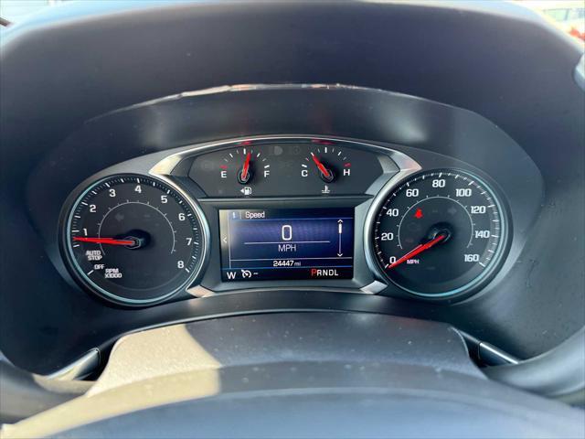 Photo of 2022 Summit White Chevrolet Equinox