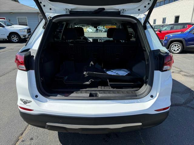 Photo of 2022 Summit White Chevrolet Equinox