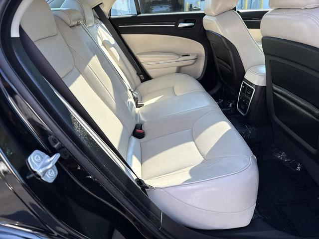 Photo of 2022 Gloss Black Chrysler 300