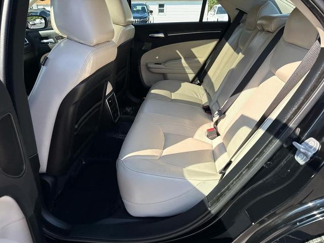 Photo of 2022 Gloss Black Chrysler 300