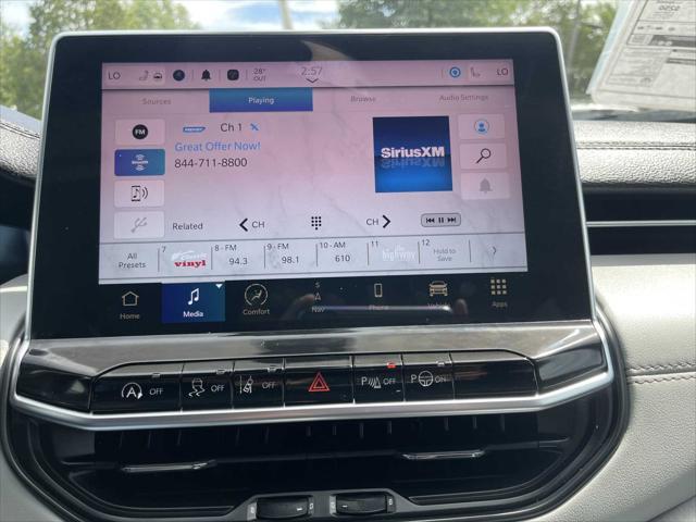 Photo of 2023 Laser Blue Pearlcoat Jeep Compass