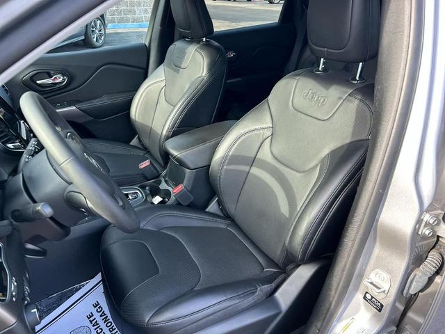 Photo of 2022 Billet Silver Metallic Clearcoat Jeep Cherokee