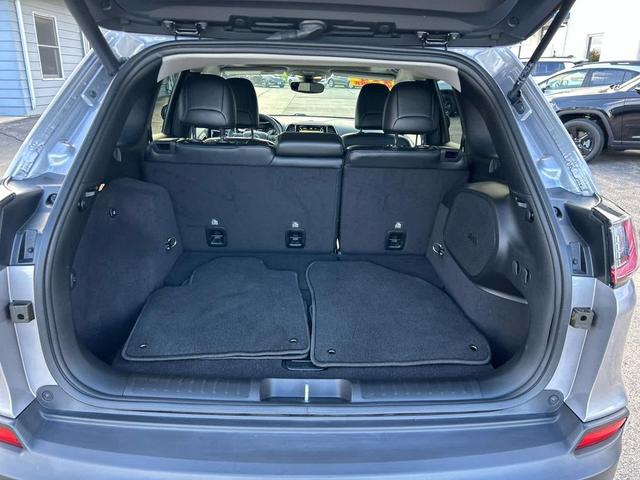Photo of 2022 Billet Silver Metallic Clearcoat Jeep Cherokee