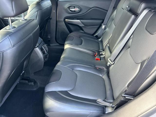 Photo of 2022 Billet Silver Metallic Clearcoat Jeep Cherokee