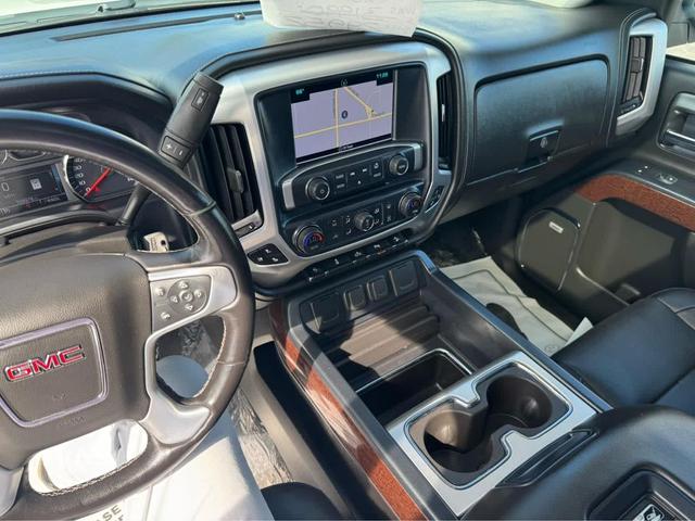 Photo of 2018 Summit White GMC Sierra 1500