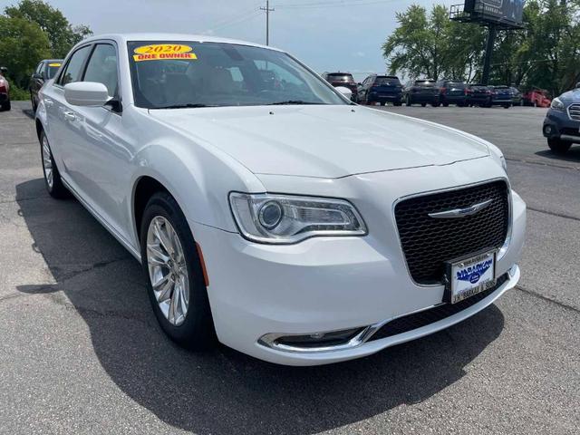 2020 Chrysler 300