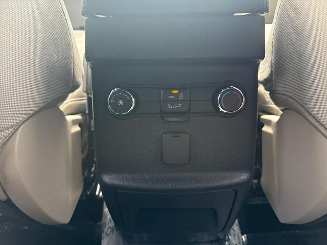 Photo of 2019 Ingot Silver Metallic Ford Explorer