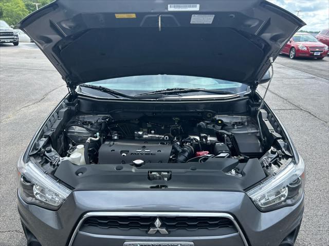 Photo of 2014 Mercury Gray Mitsubishi Outlander Sport