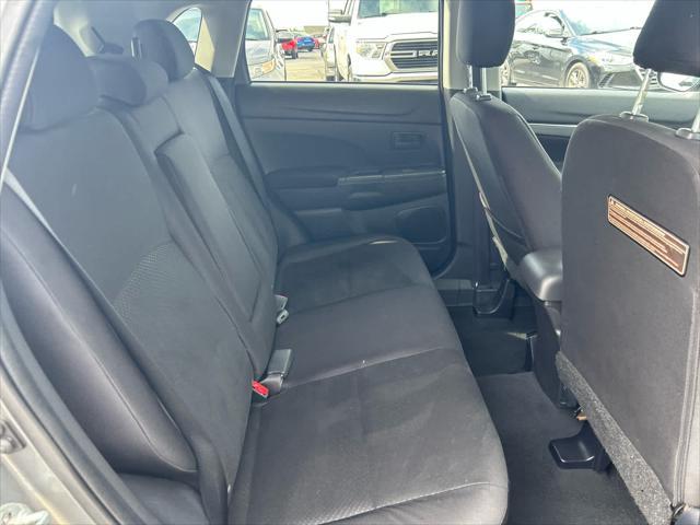 Photo of 2014 Mercury Gray Mitsubishi Outlander Sport
