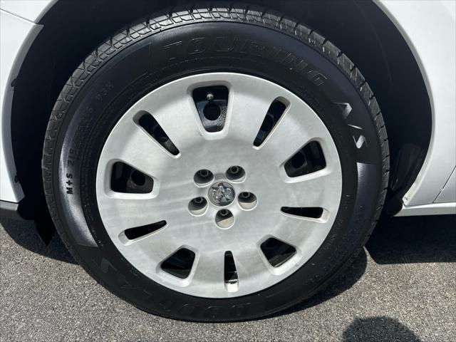 Photo of 2021 Bright White RAM ProMaster City