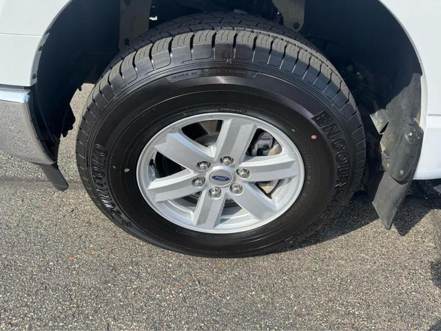 Photo of 2022 Oxford White Ford F-150