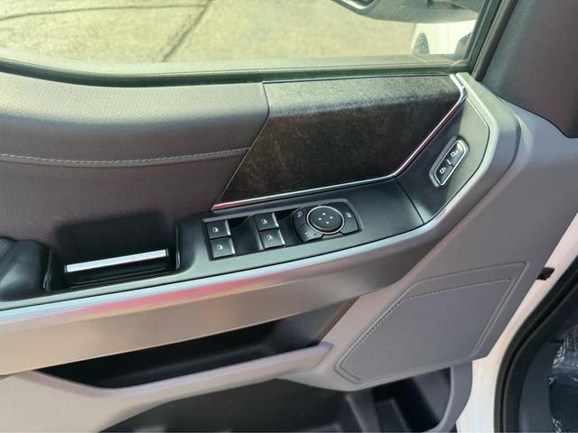 Photo of 2022 Oxford White Ford F-150