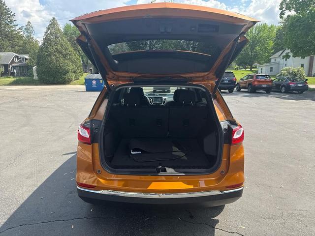 Photo of 2018 Orange Burst Metallic Chevrolet Equinox