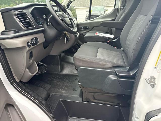 Photo of 2023 Oxford White Ford Transit-250