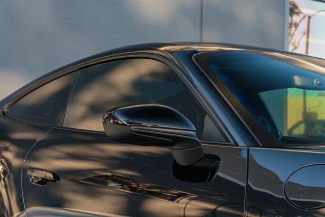 Photo of 2021 Black Porsche 911