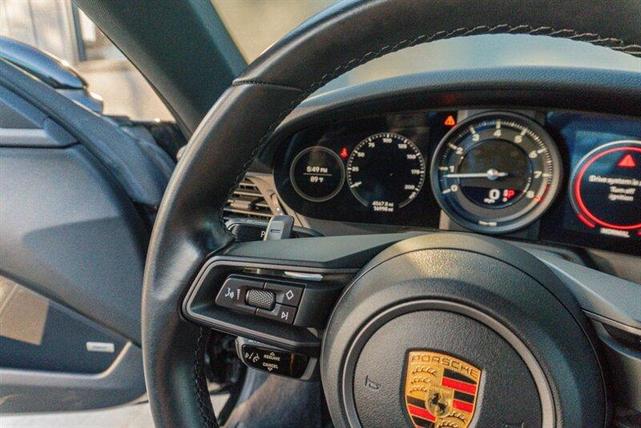 Photo of 2021 Black Porsche 911