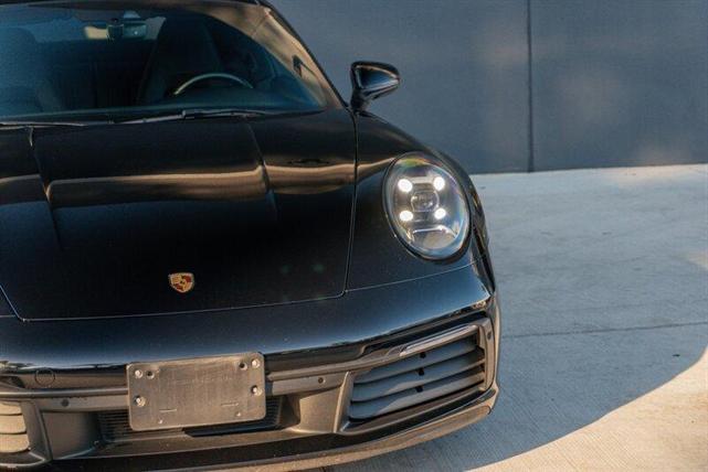 Photo of 2021 Black Porsche 911