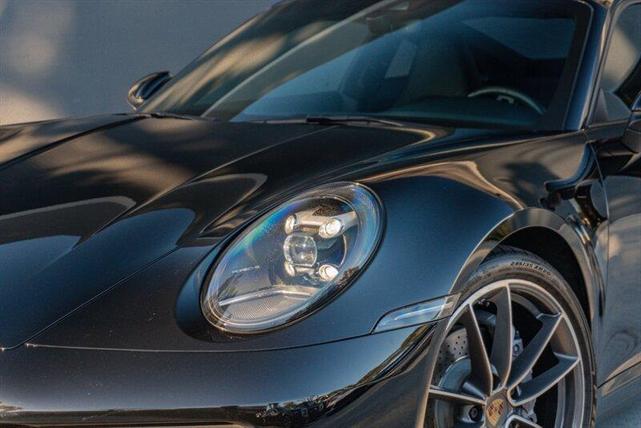Photo of 2021 Black Porsche 911