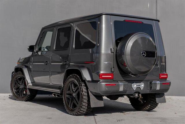 Photo of 2022 Gray Mercedes-Benz AMG G 63