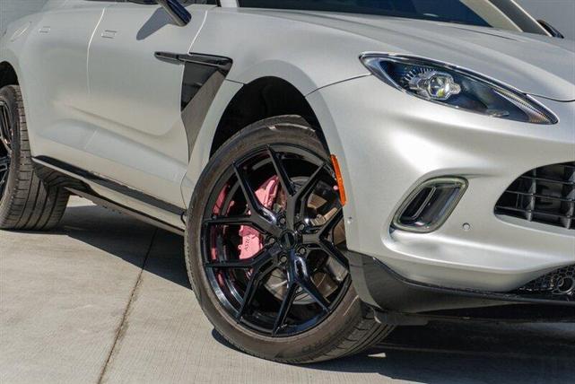 Photo of 2021 Gray Aston Martin DBX