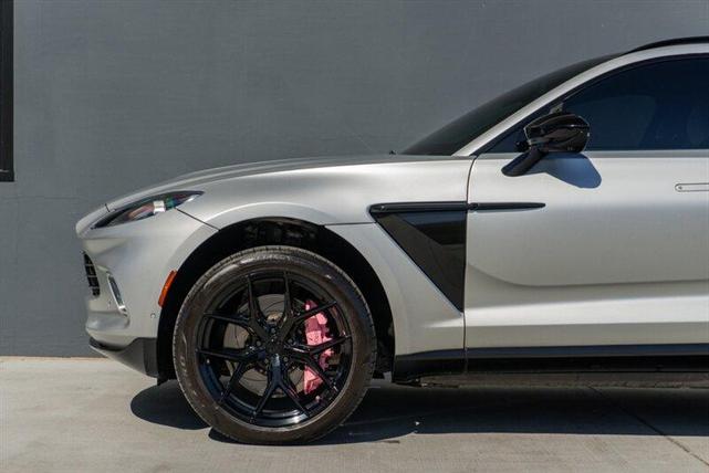Photo of 2021 Gray Aston Martin DBX